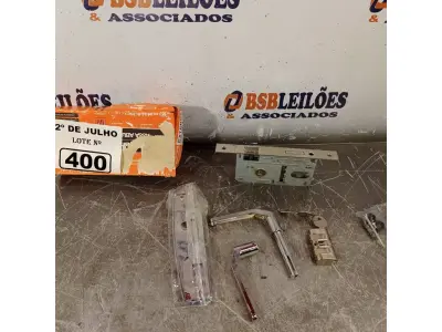 LOTE 400 - 02 FECHADURAS SILVANA INCOMPLETAS. (NO ESTADO, LEILÃO NÃO TEM GARANTIA E NEM DEVOLUÇÃO, SUJEITO A POSSÍVEIS AVARIAS VISÍVEIS/OCULTAS E/OU AUSÊNCIA DE COMPONENTES).