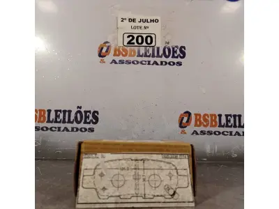 LOTE 200 - 01 LOTE DE PASTILHA DE FREIO, NISSAN TIIDA (NO ESTADO, LEILÃO NÃO TEM GARANTIA E NEM DEVOLUÇÃO, SUJEITO A POSSÍVEIS AVARIAS VISÍVEIS/OCULTAS E/OU AUSÊNCIA DE COMPONENTES).