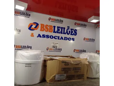 LOTE 423 - 02 FRASQUEIRAS SUPPLY CLEAM COM 04 REFIS. (NO ESTADO, LEILÃO NÃO TEM GARANTIA E NEM DEVOLUÇÃO, SUJEITO A POSSÍVEIS AVARIAS VISÍVEIS/OCULTAS E/OU AUSÊNCIA DE COMPONENTES).