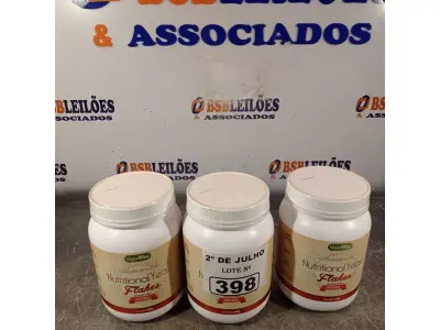 LOTE 398 - 03 POTES DE LEVEDURAS EM FLOCOS 500G SABOR NATURAL. (NO ESTADO, LEILÃO NÃO TEM GARANTIA E NEM DEVOLUÇÃO, SUJEITO A POSSÍVEIS AVARIAS VISÍVEIS/OCULTAS E/OU AUSÊNCIA DE COMPONENTES).