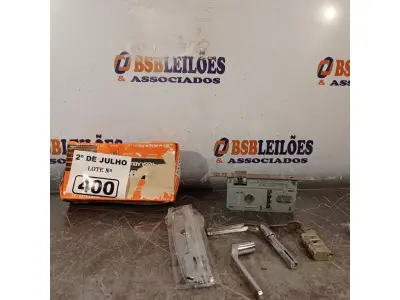 LOTE 400 - 02 FECHADURAS SILVANA INCOMPLETAS. (NO ESTADO, LEILÃO NÃO TEM GARANTIA E NEM DEVOLUÇÃO, SUJEITO A POSSÍVEIS AVARIAS VISÍVEIS/OCULTAS E/OU AUSÊNCIA DE COMPONENTES).