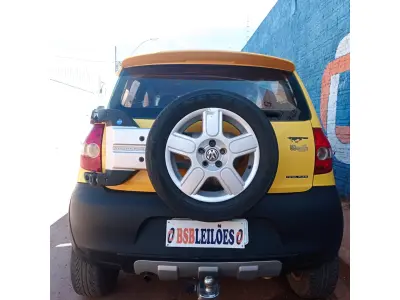 LOTE 503 - 01 VW/CROSSFOX; ANO:2006/2006; ALCOOL/GASOLINA NA COR AMARELA. (NO ESTADO, LEILÃO NÃO TEM GARANTIA E NEM DEVOLUÇÃO, SUJEITO A POSSÍVEIS AVARIAS VISÍVEIS/OCULTAS E/OU AUSÊNCIA DE COMPONENTES).