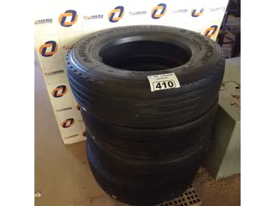 LOTE 410 - 04 PNEUS PARA CAMINHÃO ¾ SENDO 03 NA MEDIDA 215/75/17.5 E 01 NA MEDIDA 205/75/17.5. (NO ESTADO, LEILÃO NÃO TEM GARANTIA E NEM DEVOLUÇÃO, SUJEITO A POSSÍVEIS AVARIAS VISÍVEIS/OCULTAS E/OU AUSÊNCIA DE COMPONENTES).