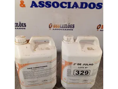 LOTE 329 - 10 LITROS DE HAIR CONDITIONER, CONDICIONADOR PARA CABELOS. (NO ESTADO, LEILÃO NÃO TEM GARANTIA E NEM DEVOLUÇÃO, SUJEITO A POSSÍVEIS AVARIAS VISÍVEIS/OCULTAS E/OU AUSÊNCIA DE COMPONENTES).