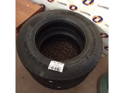 LOTE 446 - 02 PNEUS PARA CAMINHÃO ¾ NAS MEDIDAS 215/75/17.5. (NO ESTADO, LEILÃO NÃO TEM GARANTIA E NEM DEVOLUÇÃO, SUJEITO A POSSÍVEIS AVARIAS VISÍVEIS/OCULTAS E/OU AUSÊNCIA DE COMPONENTES).