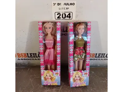 LOTE 204 - 02 BONECAS BELINDA. (NO ESTADO, LEILÃO NÃO TEM GARANTIA E NEM DEVOLUÇÃO, SUJEITO A POSSÍVEIS AVARIAS VISÍVEIS/OCULTAS E/OU AUSÊNCIA DE COMPONENTES).