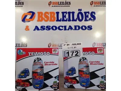 LOTE 172 - 02 BONECOS JOÃO TEIMOSO CORRIDA DIVERTIDA.  (NO ESTADO, LEILÃO NÃO TEM GARANTIA E NEM DEVOLUÇÃO, SUJEITO A POSSÍVEIS AVARIAS VISÍVEIS/OCULTAS E/OU AUSÊNCIA DE COMPONENTES).