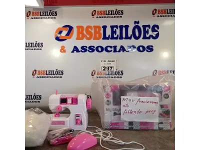 LOTE 297 - 02 ATELIÊS DE COSTURA MY STYLE. (NO ESTADO, LEILÃO NÃO TEM GARANTIA E NEM DEVOLUÇÃO, SUJEITO A POSSÍVEIS AVARIAS VISÍVEIS/OCULTAS E/OU AUSÊNCIA DE COMPONENTES).