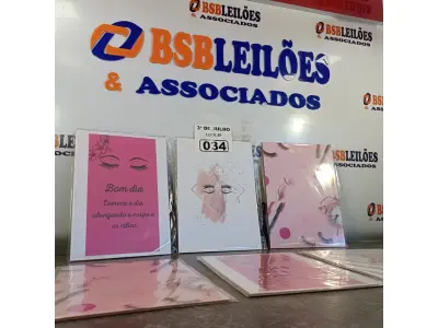 LOTE 034 - 06 QUADROS DECORATIVOS DIVERSOS. (NO ESTADO, LEILÃO NÃO TEM GARANTIA E NEM DEVOLUÇÃO, SUJEITO A POSSÍVEIS AVARIAS VISÍVEIS/OCULTAS E/OU AUSÊNCIA DE COMPONENTES).