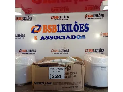 LOTE 224 - 02 FRASQUEIRAS SUPPLY CLEAN COM 04 REFIS. (NO ESTADO, LEILÃO NÃO TEM GARANTIA E NEM DEVOLUÇÃO, SUJEITO A POSSÍVEIS AVARIAS VISÍVEIS/OCULTAS E/OU AUSÊNCIA DE COMPONENTES).