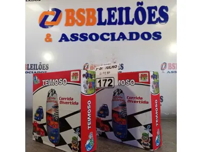 LOTE 172 - 02 BONECOS JOÃO TEIMOSO CORRIDA DIVERTIDA.  (NO ESTADO, LEILÃO NÃO TEM GARANTIA E NEM DEVOLUÇÃO, SUJEITO A POSSÍVEIS AVARIAS VISÍVEIS/OCULTAS E/OU AUSÊNCIA DE COMPONENTES).