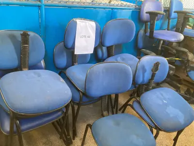 LOTE 590 - 06 POLTRONAS. (UNIDADE: B-049 - ARACAJU/SE - LOCAL DE RETIRADA: AVENIDA TANCREDO NEVES 5857, BAIRRO JABUTIANA - ARACAJU/SE - CEP: 49.085-000)