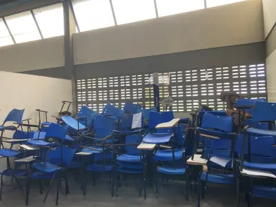 LOTE 545 - 70 CADEIRAS. (UNIDADE: B-049 - ARACAJU/SE - LOCAL DE RETIRADA: AVENIDA TANCREDO NEVES 5857, BAIRRO JABUTIANA - ARACAJU/SE - CEP: 49.085-000)