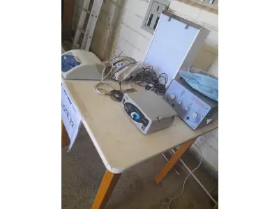 LOTE 330 - BISTURI ELETRÔNICO + AMALGADOR + APARELHO DE PROFILAXIA + MICROONDAS PARA FISIOTERAPIA+ NEGATOSCOPIO COM LUPA (SUCATA)  (UNIDADE: B-084 - PASSO FUNDO/RS  - LOCAL DE RETIRADA: AVENIDA PERIMETRAL DEPUTADO GUARACY MARINHO, 600 BAIRRO: SÃO MIGUEL -  PASSO FUNDO/RS – CEP: 99.030-440)