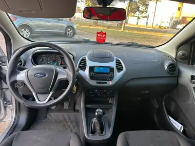 LOTE 001 - 01 FORD KA SEDAN 1.0 COMPLETO 2019/2020 IPVA 2023 PAGO KM 90.100 (NO ESTADO)