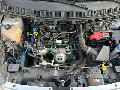 LOTE 001 - 01 FORD KA SEDAN 1.0 COMPLETO 2019/2020 IPVA 2023 PAGO KM 90.100 (NO ESTADO)