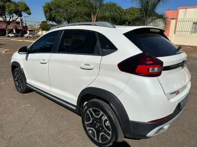 LOTE 003 - 01 IMP/CAOA CHERY TIGGO 3X PRO TURBO 2022/2023 IPVA 2023 PAGO KM 20.500, CAMBIO AUTOMATICO, AIRBAGS, ALARME, AR CONDICIONADO, AR QUENTE, COMPUTADOR DE BORDO, CÂMERA DE RÉ, DIREÇÃO ELÉTRICA, ENCOSTO DE CABEÇA TRASEIRO, LIMPADOR TRASEIRO, RETROVISORES ELÉTRICOS, RODAS DE LIGA LEVE, SENSOR DE ESTACIONAMENTO, TRAVAS ELÉTRICAS, VIDROS ELÉTRICOS, VOLANTE COM REGULAGEM DE ALTURA, SOM ORIGINAL COM BLUETOOTH E USB E COMANDOS NO VOLANTE, RODAS DE LIGA LEVE, VOLANTE MULTIFUNCIONAL, PILOTO AUTOMÁTICO, DOCUMENTO IPVA 2023 PAGO PLACA MERCOSUL (NO ESTADO)