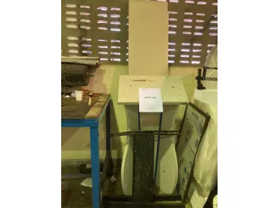 LOTE 584 - MÓVEIS (PUPITO E MESA). (UNIDADE: B-049 - ARACAJU/SE - LOCAL DE RETIRADA: AVENIDA TANCREDO NEVES 5857, BAIRRO JABUTIANA - ARACAJU/SE - CEP: 49.085-000)