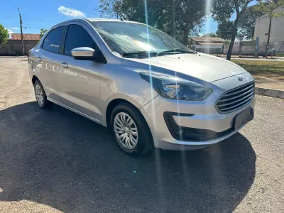 LOTE 001 - 01 FORD KA SEDAN 1.0 COMPLETO 2019/2020 IPVA 2023 PAGO KM 90.100 (NO ESTADO)