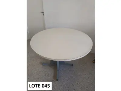 LOTE 456 - MESA  (UNIDADE: B-034 - POUSO ALEGRE/MG LOCAL DE RETIRADA: AVENIDA DOS ALECRINS, 1020 - DISTRITO INDUSTRIAL –  POUSO ALEGRE/MG – CEP: 37.556-839)
