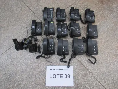 LOTE 347 - 12 TELEFONES INTELBRAS COM FIO + 02 TELEFONES SEM FIO INTELBRAS + 01 TELEFONE ELGIN COM FIO (UNIDADE: B-041 - PRESIDENTE PRUDENTE/SP - LOCAL DE RETIRADA: RODOVIA ARTUR BOIGUES FILHO Nº 585 - PARQUE RES. CARANDA - PRESIDENTE PRUDENTE/SP – CEP: 19.026-650)