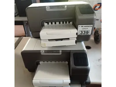 LOTE 339 - 03 IMPRESSORAS MARCAS HP MODELO INK JET 1200WN INCOMPLETAS. (NO ESTADO, LEILÃO NÃO TEM GARANTIA E NEM DEVOLUÇÃO, SUJEITO A POSSÍVEIS AVARIAS VISÍVEIS/OCULTAS E/OU AUSÊNCIA DE COMPONENTES).