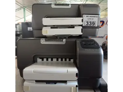 LOTE 339 - 03 IMPRESSORAS MARCAS HP MODELO INK JET 1200WN INCOMPLETAS. (NO ESTADO, LEILÃO NÃO TEM GARANTIA E NEM DEVOLUÇÃO, SUJEITO A POSSÍVEIS AVARIAS VISÍVEIS/OCULTAS E/OU AUSÊNCIA DE COMPONENTES).