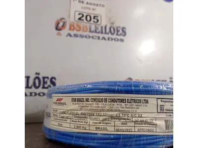 LOTE 205 - 01 ROLO DE CABO FLEXÍVEL 1X2,5MM NA COR AZUL. 100 METROS (NOVO)(NO ESTADO, LEILÃO NÃO TEM GARANTIA E NEM DEVOLUÇÃO, SUJEITO A POSSÍVEIS AVARIAS VISÍVEIS/OCULTAS E/OU AUSÊNCIA DE COMPONENTES).
