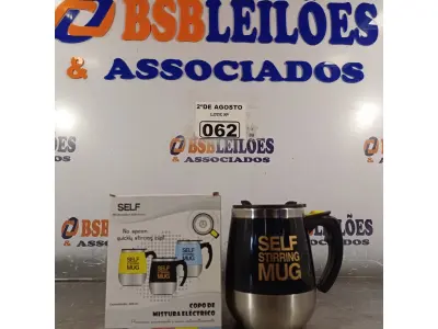 LOTE 062 - 01 COPO DE MISTURADOR ELÉTRICO. (NOVO) (NO ESTADO) ATENÇÃO! FAZER A VISITAÇÃO ANTES DE ARREMATAR, NÃO SABEMOS SE FUNCIONA. LEILÃO NÃO TEM GARANTIA E NEM DEVOLUÇÃO, SUJEITO A POSSÍVEIS AVARIAS VISÍVEIS/OCULTAS E/OU AUSÊNCIA DE COMPONENTES.