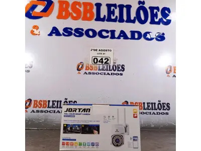 LOTE 042 - 01 CÂMERA FULL-COLOR SMART WIFI IP. (NOVO) (NO ESTADO) ATENÇÃO! FAZER A VISITAÇÃO ANTES DE ARREMATAR, NÃO SABEMOS SE FUNCIONA. LEILÃO NÃO TEM GARANTIA E NEM DEVOLUÇÃO, SUJEITO A POSSÍVEIS AVARIAS VISÍVEIS/OCULTAS E/OU AUSÊNCIA DE COMPONENTES.