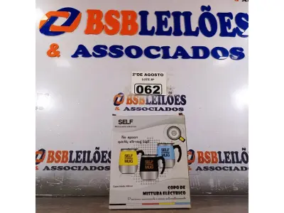 LOTE 062 - 01 COPO DE MISTURADOR ELÉTRICO. (NOVO) (NO ESTADO) ATENÇÃO! FAZER A VISITAÇÃO ANTES DE ARREMATAR, NÃO SABEMOS SE FUNCIONA. LEILÃO NÃO TEM GARANTIA E NEM DEVOLUÇÃO, SUJEITO A POSSÍVEIS AVARIAS VISÍVEIS/OCULTAS E/OU AUSÊNCIA DE COMPONENTES.