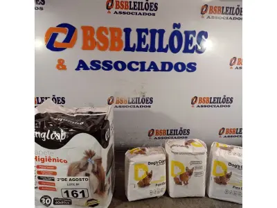 LOTE 161 - 01 TAPETE HIGIÊNICO PARA PET COM 30 UNIDADES E 02 PACOTES DE ABSORVENTES TAMANHO M COM 06 UNIDADES CADA PACOTE. (NOVO) (NO ESTADO) ATENÇÃO! FAZER A VISITAÇÃO ANTES DE ARREMATAR, NÃO SABEMOS SE FUNCIONA. LEILÃO NÃO TEM GARANTIA E NEM DEVOLUÇÃO, SUJEITO A POSSÍVEIS AVARIAS VISÍVEIS/OCULTAS E/OU AUSÊNCIA DE COMPONENTES.