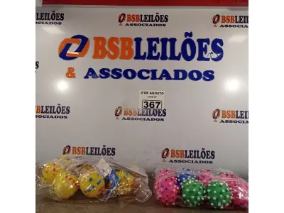 LOTE 367 - 01 LOTE COM VÁRIAS BOLINHAS PARA CÃES E GATOS. (NOVO) (NO ESTADO) ATENÇÃO! FAZER A VISITAÇÃO ANTES DE ARREMATAR, NÃO SABEMOS SE FUNCIONA. LEILÃO NÃO TEM GARANTIA E NEM DEVOLUÇÃO, SUJEITO A POSSÍVEIS AVARIAS VISÍVEIS/OCULTAS E/OU AUSÊNCIA DE COMPONENTES.