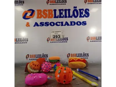 LOTE 293 - 01 LOTE COM VÁRIOS BRINQUEDOS PARA PET. (NOVO) (NO ESTADO) ATENÇÃO! FAZER A VISITAÇÃO ANTES DE ARREMATAR, NÃO SABEMOS SE FUNCIONA. LEILÃO NÃO TEM GARANTIA E NEM DEVOLUÇÃO, SUJEITO A POSSÍVEIS AVARIAS VISÍVEIS/OCULTAS E/OU AUSÊNCIA DE COMPONENTES.