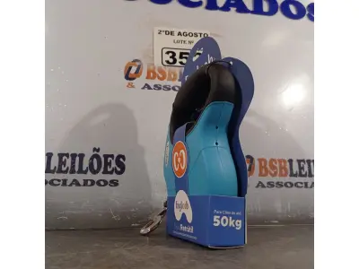 LOTE 352 - 01 COLEIRA RETRÁTIL PARA CÃES ATÉ 50KG. (NO ESTADO) ATENÇÃO! FAZER A VISITAÇÃO ANTES DE ARREMATAR, NÃO SABEMOS SE FUNCIONA. LEILÃO NÃO TEM GARANTIA E NEM DEVOLUÇÃO, SUJEITO A POSSÍVEIS AVARIAS VISÍVEIS/OCULTAS E/OU AUSÊNCIA DE COMPONENTES.