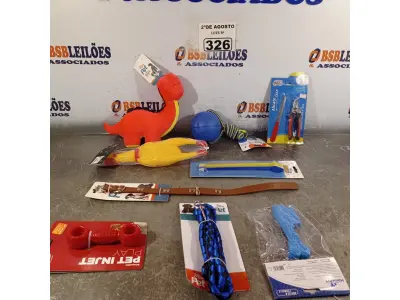 LOTE 326 - 01 LOTE COM VÁRIOS BRINQUEDOS PARA PET. (NOVO) (NO ESTADO) ATENÇÃO! FAZER A VISITAÇÃO ANTES DE ARREMATAR, NÃO SABEMOS SE FUNCIONA. LEILÃO NÃO TEM GARANTIA E NEM DEVOLUÇÃO, SUJEITO A POSSÍVEIS AVARIAS VISÍVEIS/OCULTAS E/OU AUSÊNCIA DE COMPONENTES.