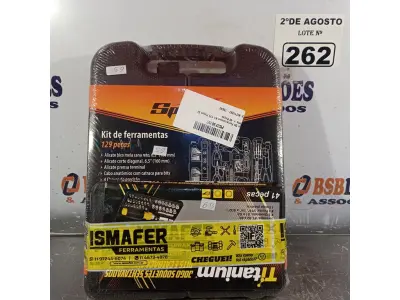LOTE 262 - 01 MALETA DE FERRAMENTAS 129 PEÇAS E 01 JOGO DE SOQUETES SEXTAVADOS. BITS E CATRACA 41 PEÇAS. (NOVO) (NO ESTADO) ATENÇÃO! FAZER A VISITAÇÃO ANTES DE ARREMATAR, NÃO SABEMOS SE FUNCIONA. LEILÃO NÃO TEM GARANTIA E NEM DEVOLUÇÃO, SUJEITO A POSSÍVEIS AVARIAS VISÍVEIS/OCULTAS E/OU AUSÊNCIA DE COMPONENTES.