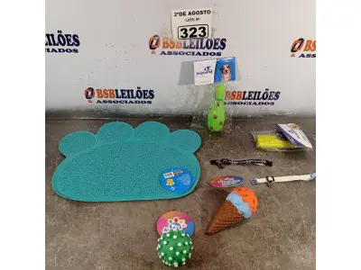 LOTE 323 - 01 LOTE COM VÁRIOS BRINQUEDOS PARA PET. (NOVO) (NO ESTADO) ATENÇÃO! FAZER A VISITAÇÃO ANTES DE ARREMATAR, NÃO SABEMOS SE FUNCIONA. LEILÃO NÃO TEM GARANTIA E NEM DEVOLUÇÃO, SUJEITO A POSSÍVEIS AVARIAS VISÍVEIS/OCULTAS E/OU AUSÊNCIA DE COMPONENTES.