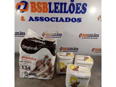 LOTE 134 - 01 TAPETE HIGIÊNICO PARA PET COM 30 UNIDADES E 02 PACOTES DE ABSORVENTES TAMANHO M COM 06 UNIDADES CADA PACOTE. (NOVO) (NO ESTADO) ATENÇÃO! FAZER A VISITAÇÃO ANTES DE ARREMATAR, NÃO SABEMOS SE FUNCIONA. LEILÃO NÃO TEM GARANTIA E NEM DEVOLUÇÃO, SUJEITO A POSSÍVEIS AVARIAS VISÍVEIS/OCULTAS E/OU AUSÊNCIA DE COMPONENTES.