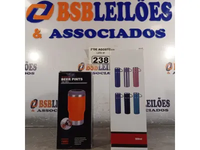 LOTE 238 - 01 COPO BEER PINTS DE 420ML E 01 GARRAFA TÉRMICA. (NOVO) (NO ESTADO) ATENÇÃO! FAZER A VISITAÇÃO ANTES DE ARREMATAR, NÃO SABEMOS SE FUNCIONA. LEILÃO NÃO TEM GARANTIA E NEM DEVOLUÇÃO, SUJEITO A POSSÍVEIS AVARIAS VISÍVEIS/OCULTAS E/OU AUSÊNCIA DE COMPONENTES.