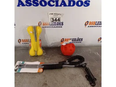 LOTE 344 - 01 LOTE COM VÁRIOS BRINQUEDOS PARA PET TAMANHO GG COLEIRA PARA CÃES DE ATÉ 40KG. (NOVO) (NO ESTADO) ATENÇÃO! FAZER A VISITAÇÃO ANTES DE ARREMATAR, NÃO SABEMOS SE FUNCIONA. LEILÃO NÃO TEM GARANTIA E NEM DEVOLUÇÃO, SUJEITO A POSSÍVEIS AVARIAS VISÍVEIS/OCULTAS E/OU AUSÊNCIA DE COMPONENTES.