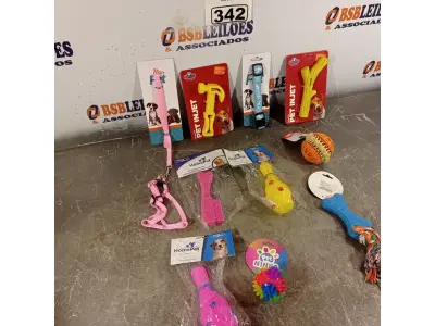 LOTE 342 - 01 LOTE COM VÁRIOS BRINQUEDOS PARA PET. (NOVO) (NO ESTADO) ATENÇÃO! FAZER A VISITAÇÃO ANTES DE ARREMATAR, NÃO SABEMOS SE FUNCIONA. LEILÃO NÃO TEM GARANTIA E NEM DEVOLUÇÃO, SUJEITO A POSSÍVEIS AVARIAS VISÍVEIS/OCULTAS E/OU AUSÊNCIA DE COMPONENTES.