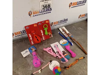 LOTE 368 - 01 LOTE COM COLEIRAS E BRINQUEDOS. (NOVO) (NO ESTADO) ATENÇÃO! FAZER A VISITAÇÃO ANTES DE ARREMATAR, NÃO SABEMOS SE FUNCIONA. LEILÃO NÃO TEM GARANTIA E NEM DEVOLUÇÃO, SUJEITO A POSSÍVEIS AVARIAS VISÍVEIS/OCULTAS E/OU AUSÊNCIA DE COMPONENTES.