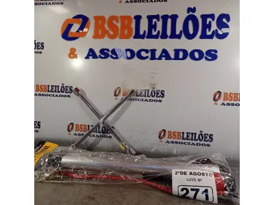 LOTE 271 - 01 BOMBA DE AR COM TANQUE MANÔMETRO E 01 CHAVE DE RODAS 17,19,21,23. (NOVO) (NO ESTADO) ATENÇÃO! FAZER A VISITAÇÃO ANTES DE ARREMATAR, NÃO SABEMOS SE FUNCIONA. LEILÃO NÃO TEM GARANTIA E NEM DEVOLUÇÃO, SUJEITO A POSSÍVEIS AVARIAS VISÍVEIS/OCULTAS E/OU AUSÊNCIA DE COMPONENTES.