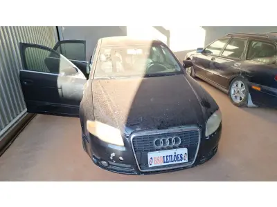 LOTE 506 - AUDI A4 1.8 TURBO, 2006/2007. TETO SOLAR, MULTITRONIC, TODAS ARO 18, COMPLETO. HOMOCINÉTICA ESQUERDA E TRIZETA QUEBRADA. (NO ESTADO)