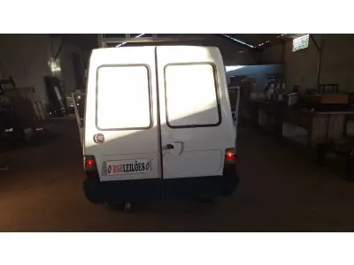 LOTE 505 - 01 FIAT FIORINO FORGÃO FLEX, ANO 2010/2011, NA COR BRANCA (NO ESTADO)