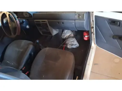 LOTE 505 - 01 FIAT FIORINO FORGÃO FLEX, ANO 2010/2011, NA COR BRANCA (NO ESTADO)