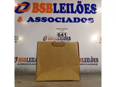 LOTE 641 - 01 AUTOTRANSFORMADOR 220/110V. (NO ESTADO) ATENÇÃO! FAZER A VISITAÇÃO ANTES DE ARREMATAR, NÃO SABEMOS SE FUNCIONA. LEILÃO NÃO TEM GARANTIA E NEM DEVOLUÇÃO, SUJEITO A POSSÍVEIS AVARIAS VISÍVEIS/OCULTAS E/OU AUSÊNCIA DE COMPONENTES.