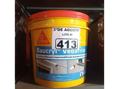 LOTE 413 - 01 BALDE DE SIKA BAUCRYL VEDA FRISO, EMULSÃO ACRÍLICA PARA IMPERMEABILIZAÇÃO DE JUNTAS E FRISOS EM FACHADAS 12KG. (NO ESTADO) ATENÇÃO! FAZER A VISITAÇÃO ANTES DE ARREMATAR, NÃO SABEMOS SE FUNCIONA. LEILÃO NÃO TEM GARANTIA E NEM DEVOLUÇÃO, SUJEITO A POSSÍVEIS AVARIAS VISÍVEIS/OCULTAS E/OU AUSÊNCIA DE COMPONENTES.