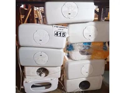 LOTE 415 - 10 CAIXAS DE DESCARGA MARCAS E MODELOS DIVERSOS. (NO ESTADO) ATENÇÃO! FAZER A VISITAÇÃO ANTES DE ARREMATAR, NÃO SABEMOS SE FUNCIONA. LEILÃO NÃO TEM GARANTIA E NEM DEVOLUÇÃO, SUJEITO A POSSÍVEIS AVARIAS VISÍVEIS/OCULTAS E/OU AUSÊNCIA DE COMPONENTES.